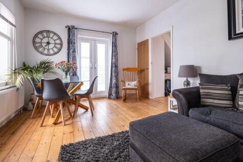 Dining room/Family room