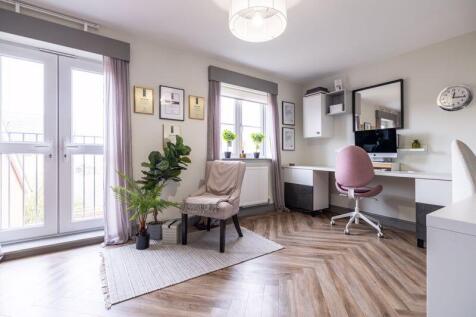 Lounge/Multi Use Room