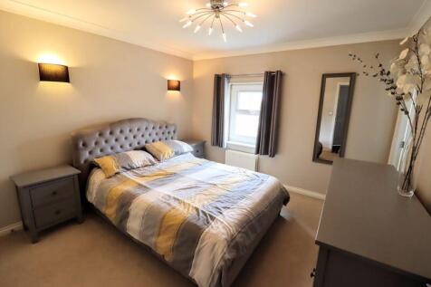 Main bedroom