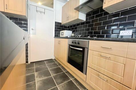 Reception/Kitchen