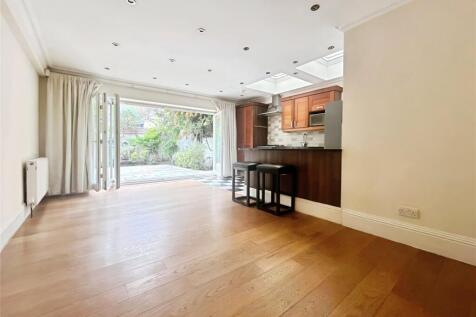 Kitchen/Reception