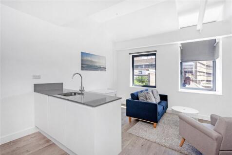 Reception/Kitchen