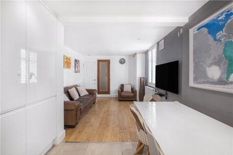 Living Room/Kitchen