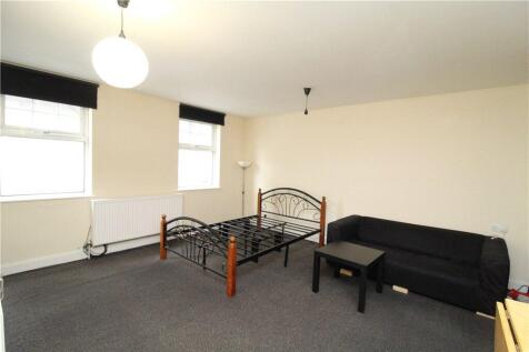 Studio Room