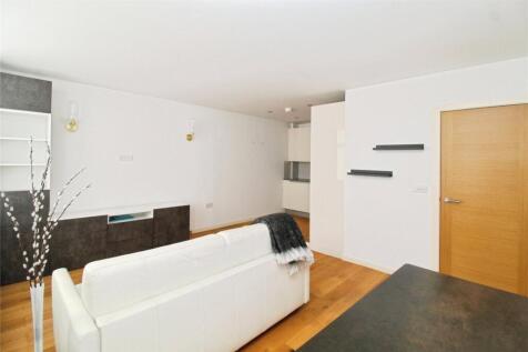 Reception/Kitchen