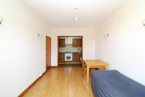 Living Room/Kitchen