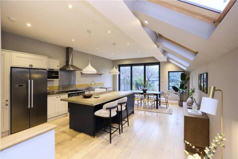 Dining Room/Kitchen