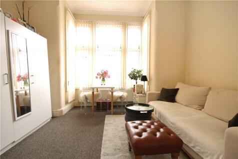 Studio Room
