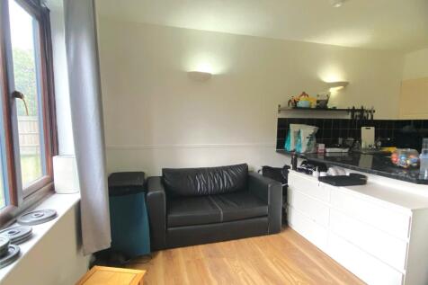 Kitchen/Living Room