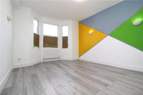 Studio Room