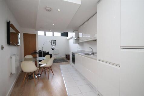 Kitchen/Reception
