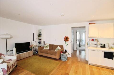 Reception/Kitchen
