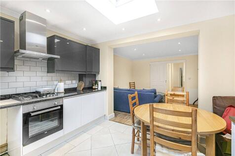 Kitchen/Lounge