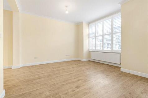 F/F Bedroom/Lounge