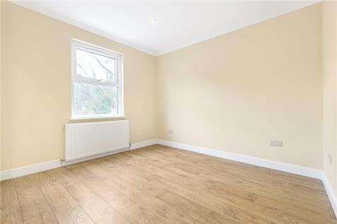 F/F Bedroom