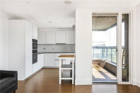 Kitchen / Lounge