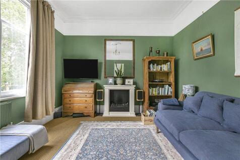 Lounge/Bedroom