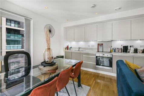 Living Room/Kitchen