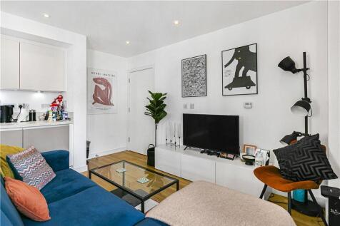 Living Room/Kitchen