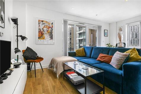 Living Room/Kitchen
