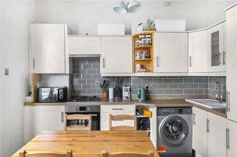 Lounge/Kitchen