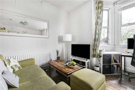 Lounge/Kitchen