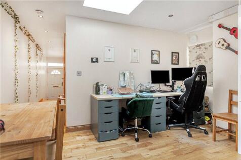 Kitchen/Lounge