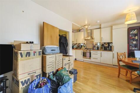 Reception/Kitchen