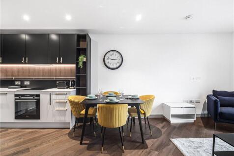 Kitchen/Dining Area