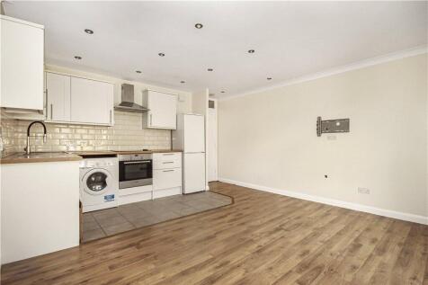 Reception/Kitchen