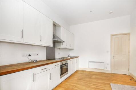 Living Room/Kitchen