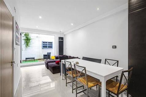 Kitchen/ Reception