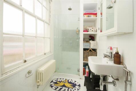 Bedroom 1 Ensuite