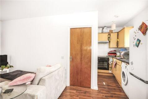 Kitchen/Reception