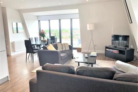 Kitchen/Living Room