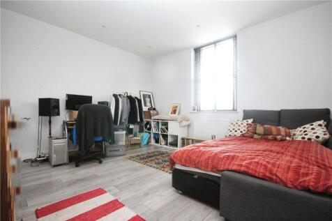 Studio Room