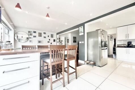 Kitchen/Reception