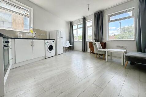 Reception/Kitchen