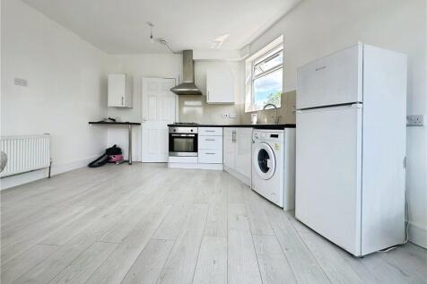 Reception/Kitchen