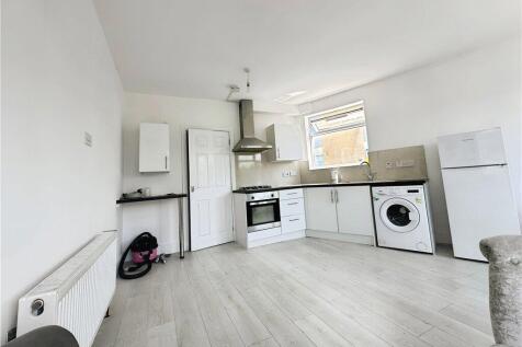 Reception/Kitchen