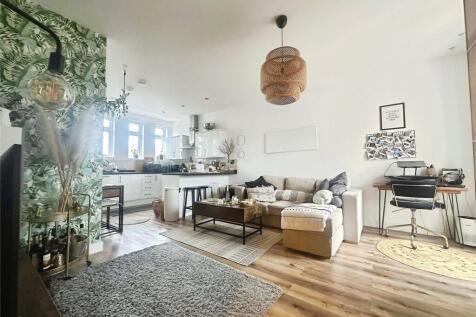Kitchen/Living Room