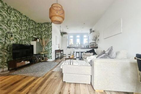 Kitchen/Living Room
