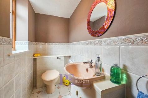Downstairs Cloakroom