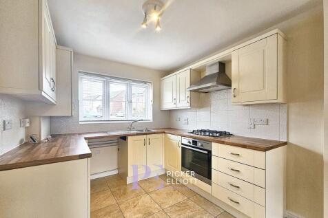 Kitchen/Dining Area