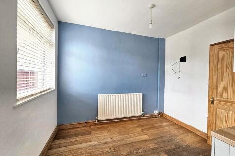 Refitted kitchen dining room
