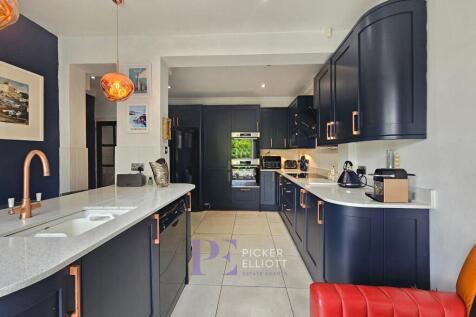 Breakfast kitchen