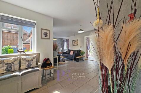 Living dining area