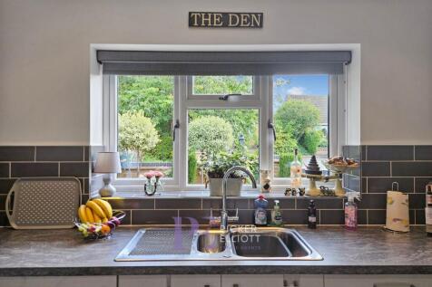 Contemporary kitchen