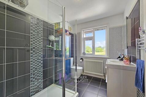 Re Fitted Shower Room