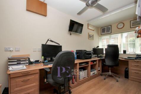 Play Room / Study